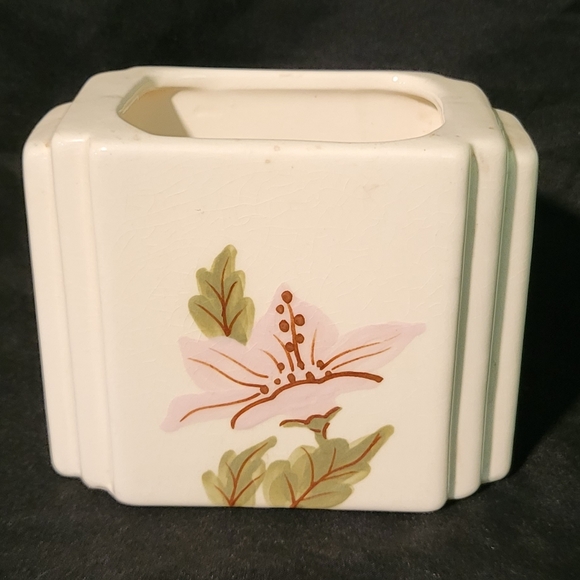 Vintage Artistic Potteries Los Angeles, CA Art Deco 1940s Clematis Planter Vase - Picture 1 of 9